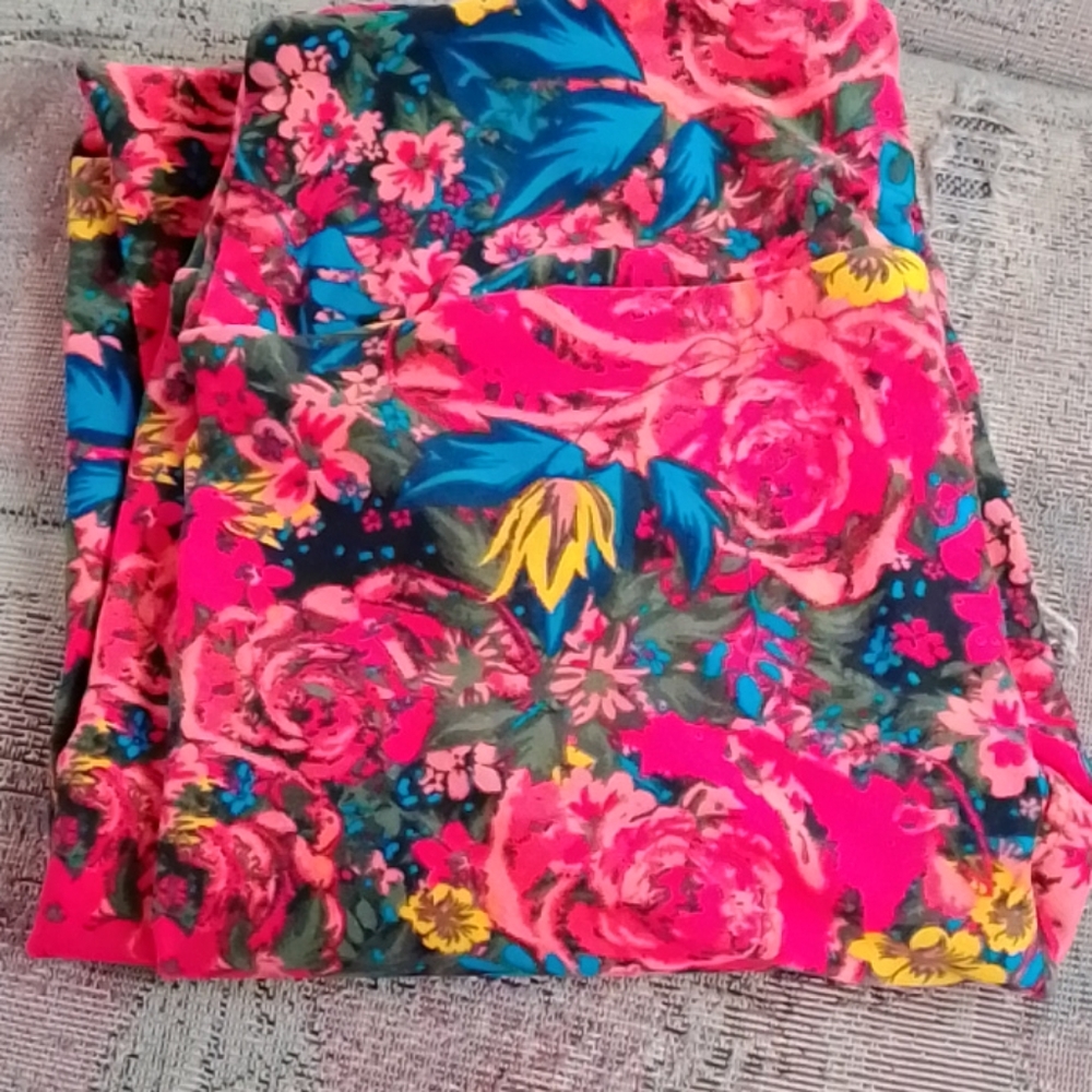 Lularoe One Size leggings